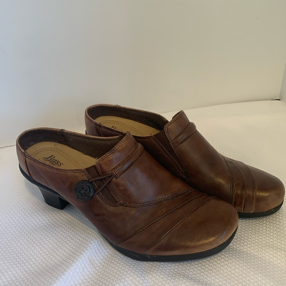 Bass Bertie Women’s Size 8 Boho Artsy Casual Brown Leather Clogs Slip-On Shoes